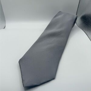 Nicole Miller Classic Silk Gray Tie